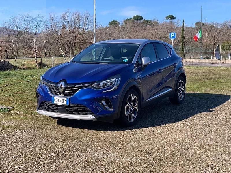 Usata Renault Captur Intens 159 CV (116 kW) 2020 Blu/azzurro SUV