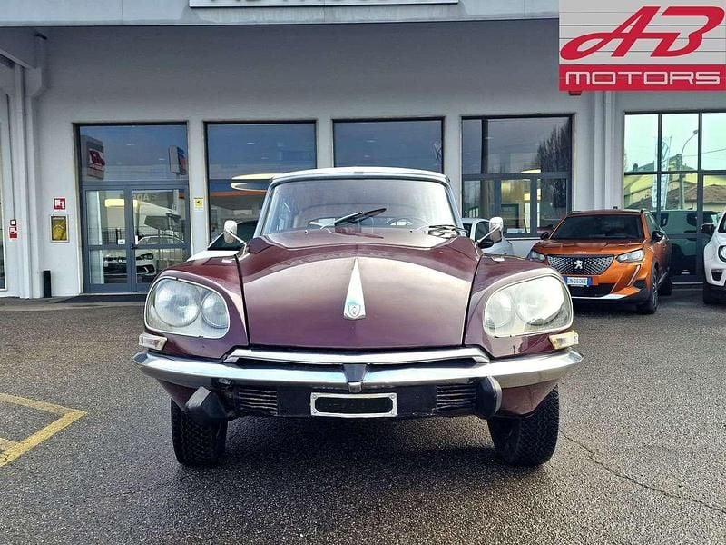 Usata Citroën DS 83 CV (61 kW) 1970 Marrone Utilitaria