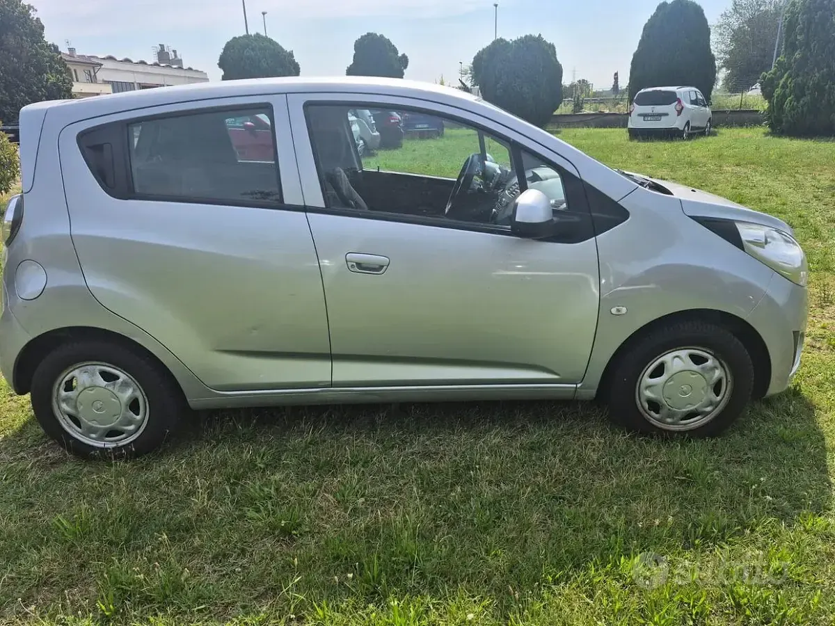 Usata Chevrolet Spark LS 68 CV (50 kW) 2012 Grigio Utilitaria