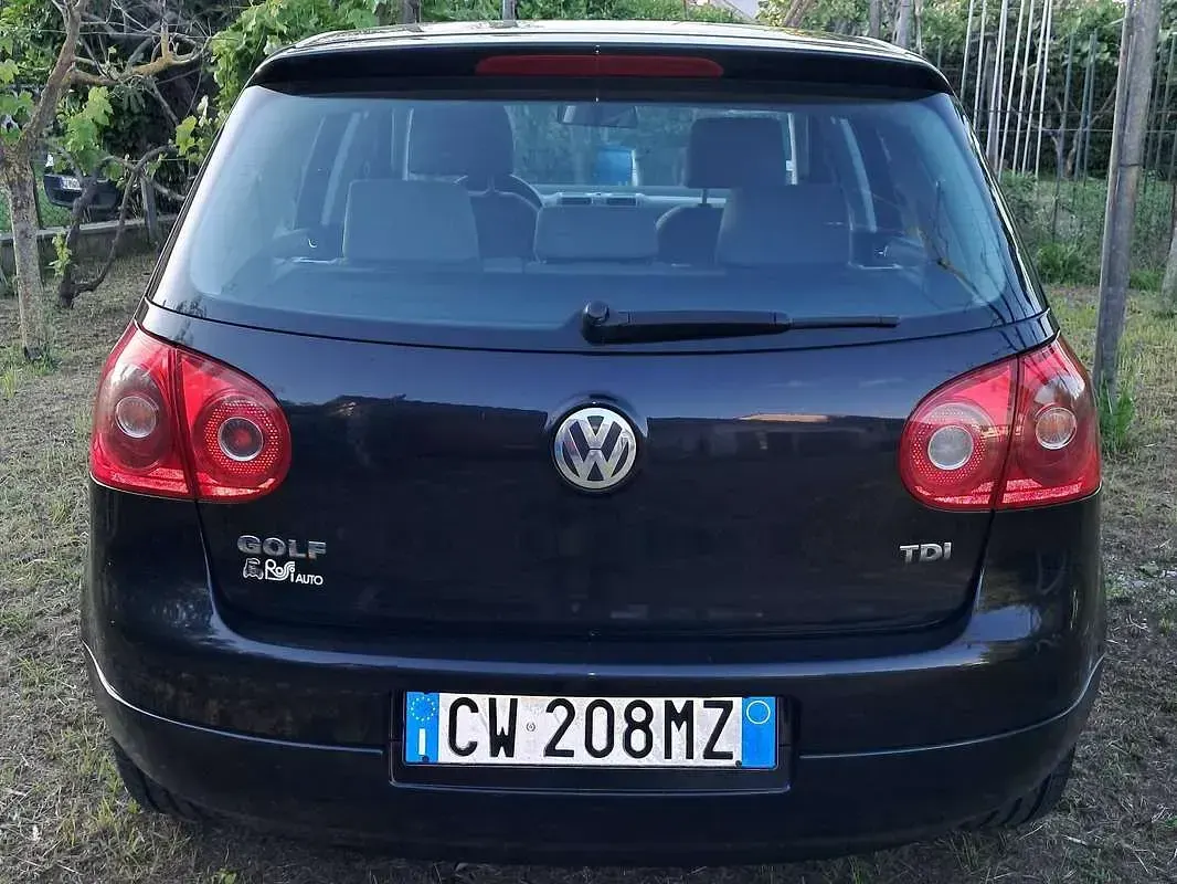 Usata VW Golf IV 105 CV (77 kW) 2005 Nero Berlina