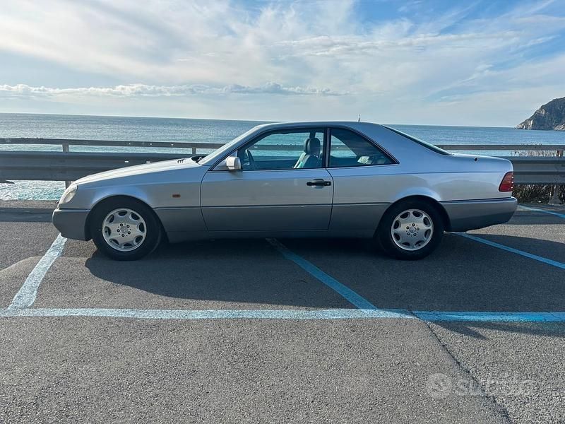 Usata Mercedes S500 320 CV (235 kW) 1993 Grigio Berlina