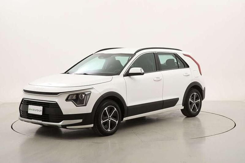 Usata Kia Niro 141 CV (103 kW) 2023 Bianco SUV