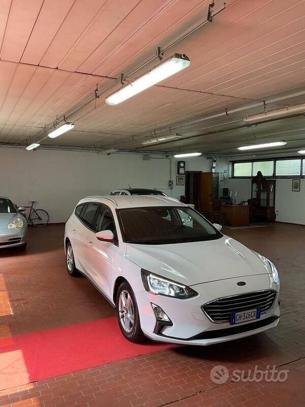 Usata Ford Focus Business Edition 120 CV (88 kW) 2021 Bianco Station wagon