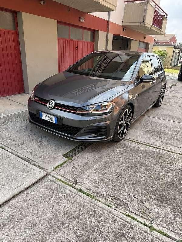 Usata VW Golf VIII GTI 245 CV (180 kW) 2020 Berlina