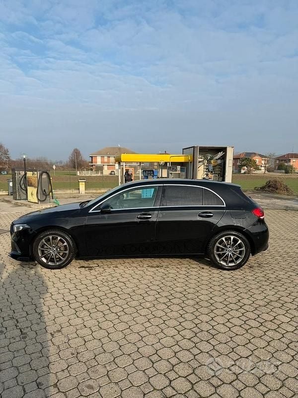 Usata Mercedes A180 2018 Nero Utilitaria
