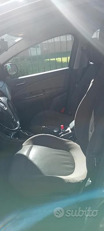 Usata Fiat Bravo 120 CV (88 kW) 2009 Marrone Utilitaria