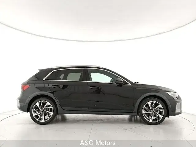 Usata Audi A3 Advanced Plus 150 CV (110 kW) 2025 Nero mythos metallizzato Berlina