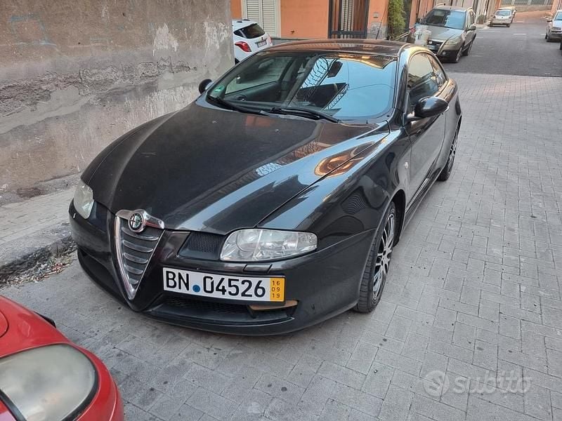 Usata Alfa Romeo GT 239 CV (175 kW) 2004 Nero Coupé
