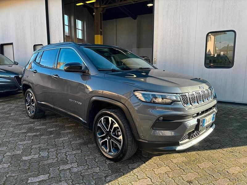 Grigio Usata 2022 Jeep Compass Limited SUV | 13.500 € (Ottimo prezzo) - Immagine 1/4