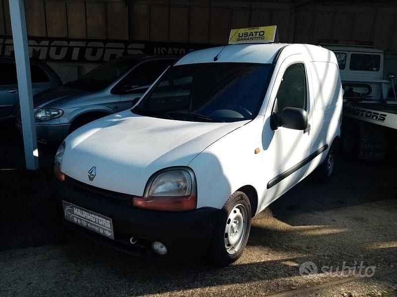 Usata Renault Kangoo 74 CV (54 kW) 1999 Bianco Monovolume