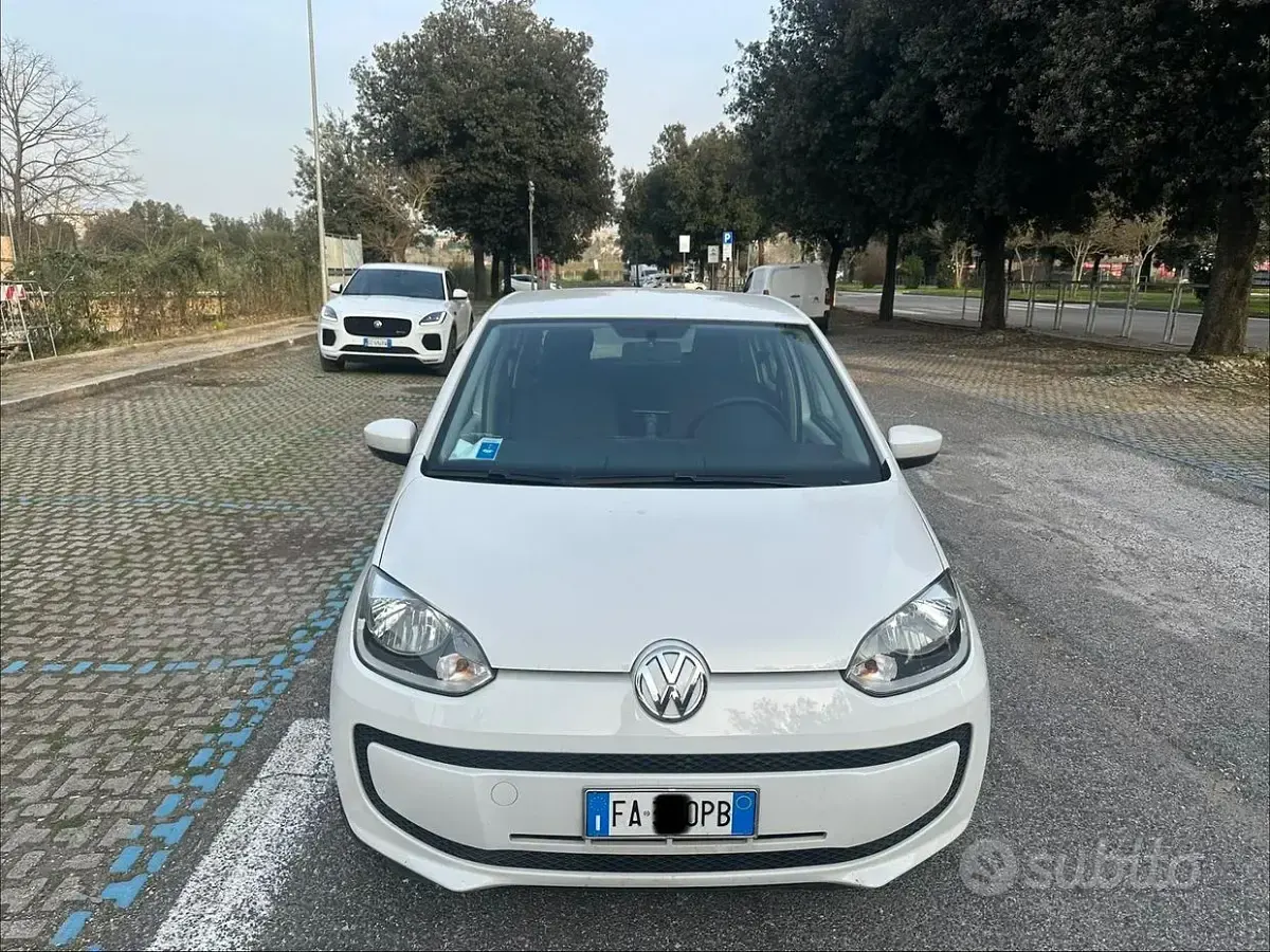 Usata VW up! 68 CV (50 kW) 2015 Bianco Utilitaria