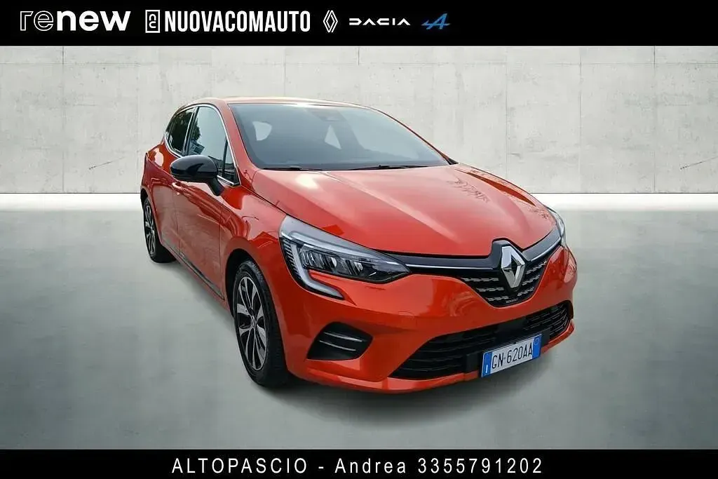 Usata Renault Clio V Intens 91 CV (66 kW) 2023 Arancione Berlina