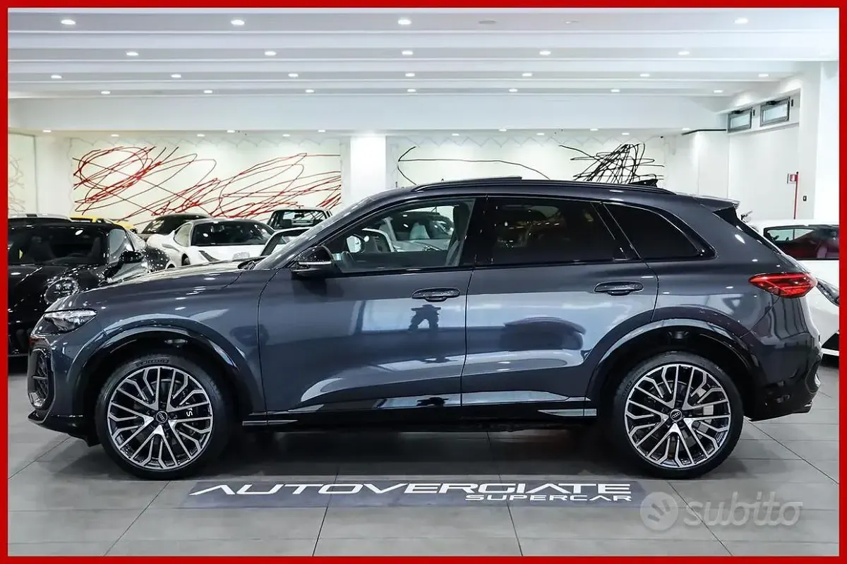 Usata Audi SQ5 Comfort 367 CV (269 kW) 2025 Tambora grey SUV