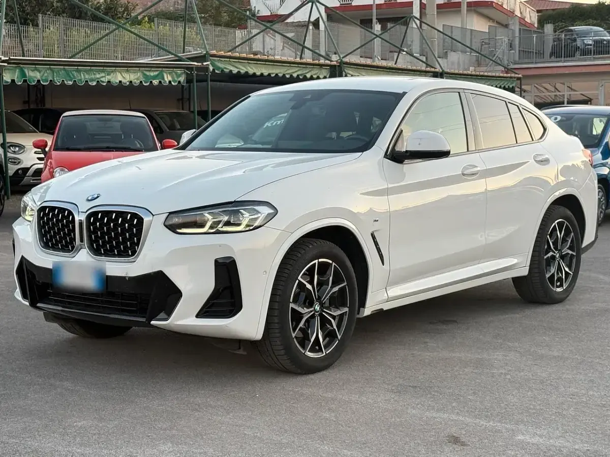 Usata BMW X4 M Sport 190 CV (139 kW) 2023 Bianco SUV