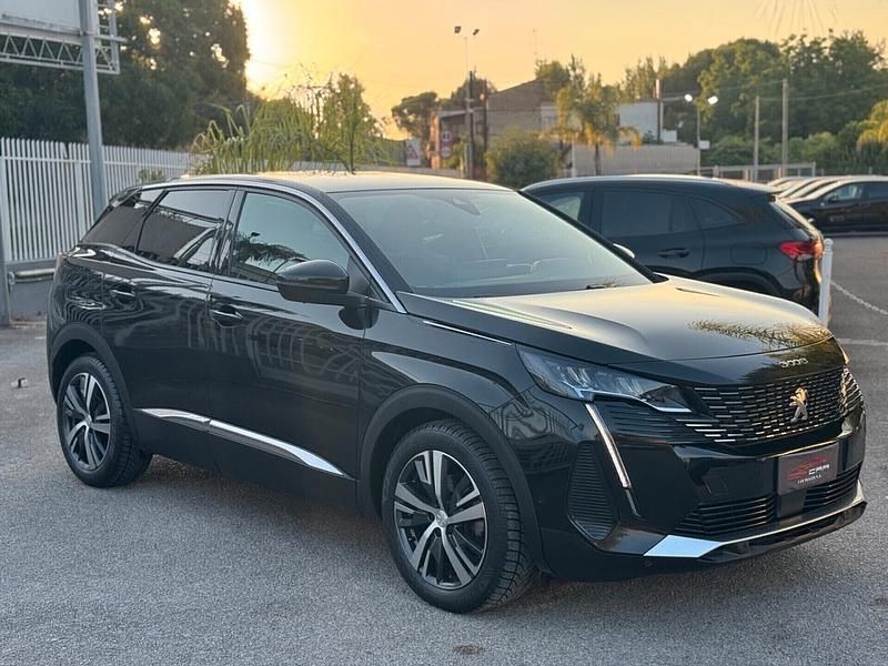 Usata Peugeot 3008 Allure 131 CV (96 kW) 2022 Nero SUV