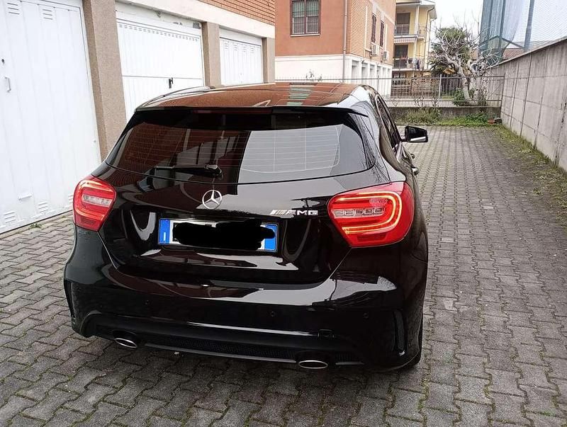 Usata Mercedes A180 Premium 122 CV (89 kW) 2014 Berlina