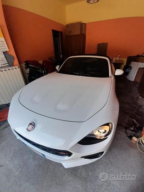 Usata Fiat 124 Spider 2017 Bianco Cabrio