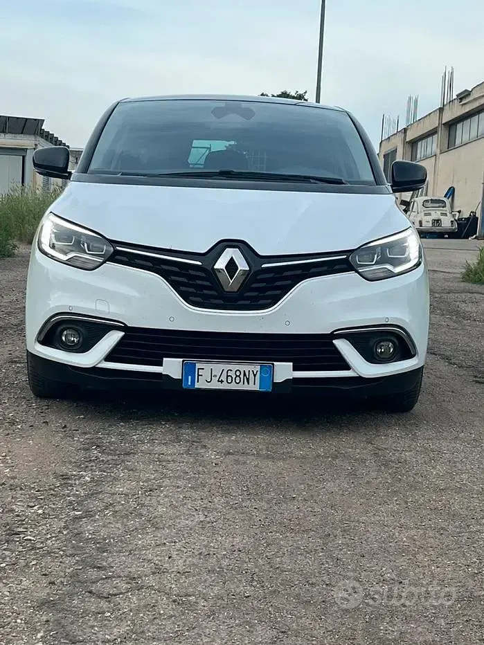 Usata Renault Scénic III 160 CV (117 kW) 2017 Bianco Monovolume