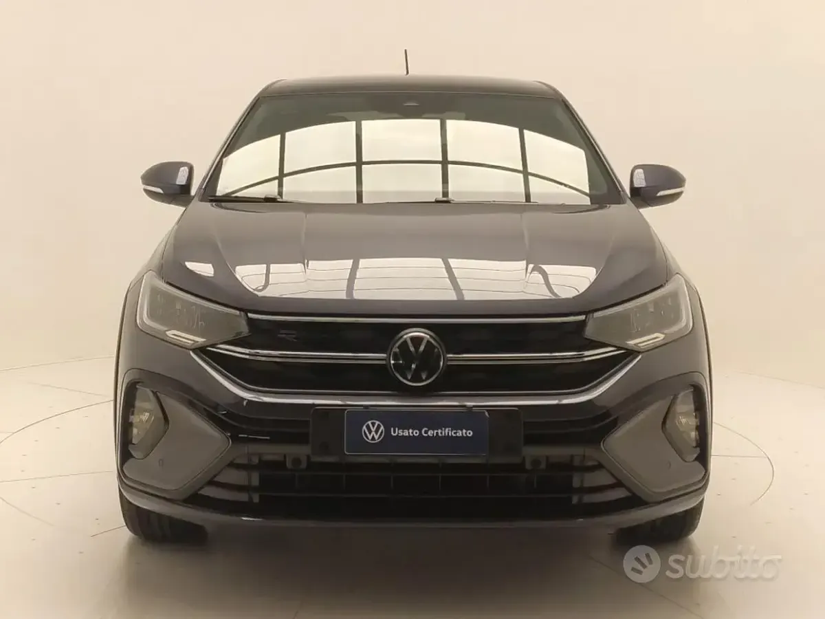 Usata VW Taigo R-line 110 CV (80 kW) 2023 Grigio SUV