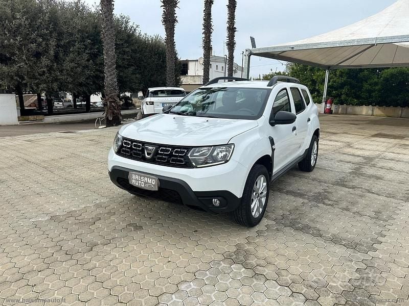 Usata Dacia Duster Comfort 114 CV (83 kW) 2019 Bianco SUV