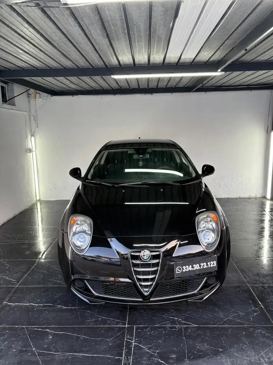 Usata Alfa Romeo MiTo Distinctive 77 CV (56 kW) 2014 Nero Utilitaria