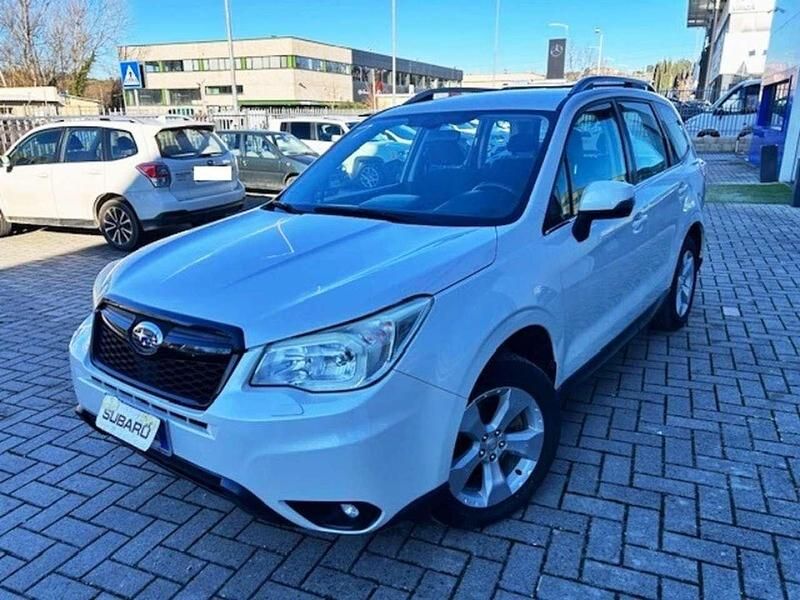 Usata Subaru Forester Trend 147 CV (108 kW) 2014 Bianco SUV