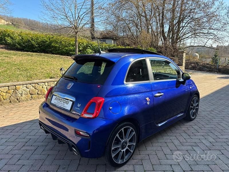 Usata Abarth 595 Turismo 165 CV (121 kW) 2021 Blu Berlina