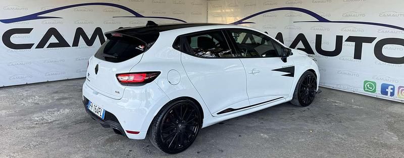 Second-hand Renault Clio IV Trophy 220 CP (161 kW) 2017 Berlinǎ