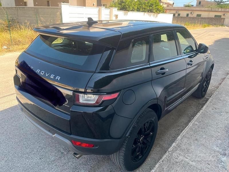 Usata Land Rover Range Rover evoque 190 CV (139 kW) 2016 Nero Station wagon