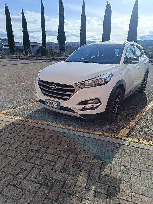 Bianco Usata 2018 Hyundai Tucson Comfort SUV | 12.250 € (Super prezzo) - Immagine 1/4