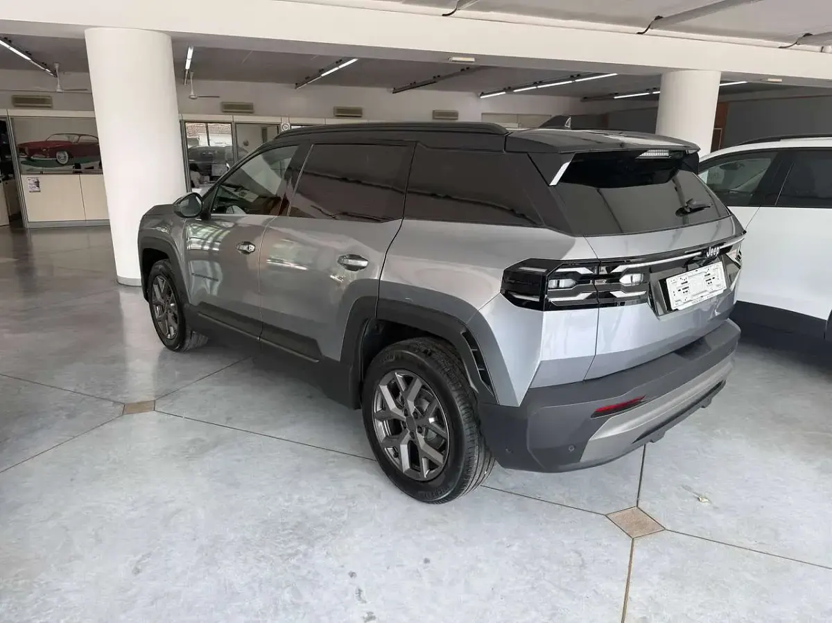 Nuova Jeep Compass 145 CV (106 kW) 2026 Grigio SUV