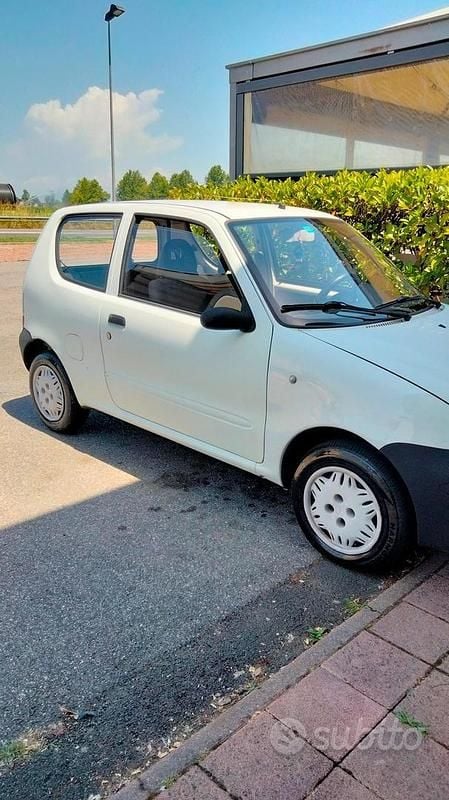 Usata Fiat 600 2003 Bianco Berlina
