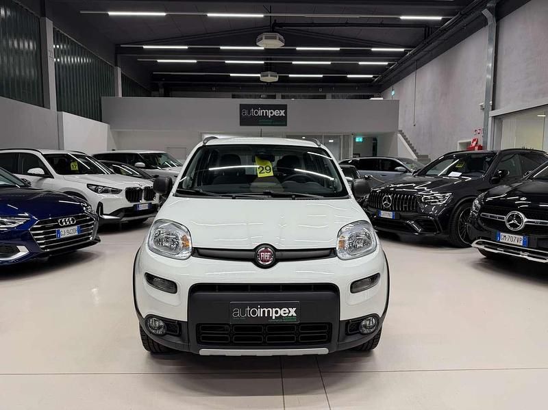 Usata Fiat Panda 4x4 Wild 86 CV (63 kW) 2022 Bianco Utilitaria