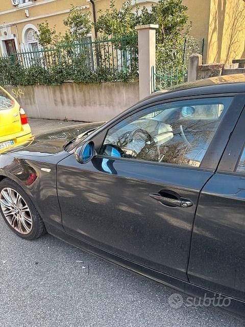 Usata BMW 118 140 CV (102 kW) 2008 Nero Utilitaria