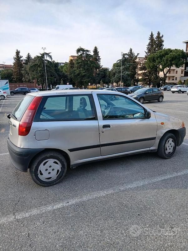 Usata Fiat Punto 1997 Utilitaria