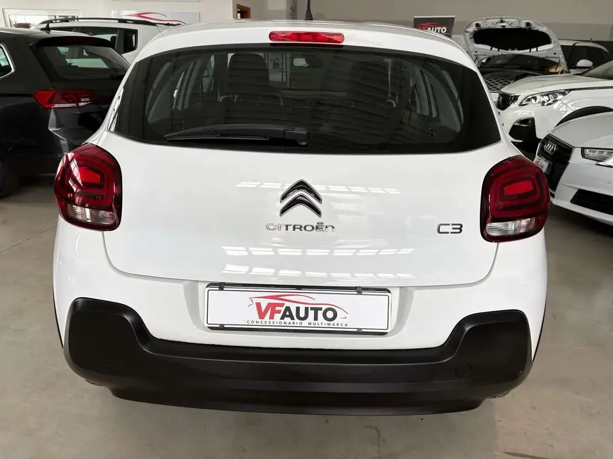 Begagnad Citroën C3 Feel 102 HK (75 kW) 2019 Vit Halvkombi