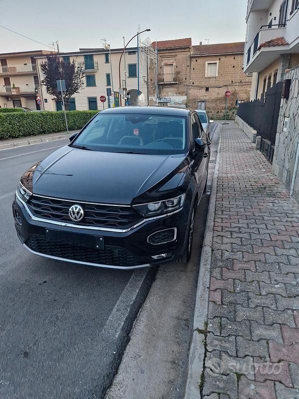 Usata 2019 VW T-Roc Advance SUV | 20.000 € (Buon prezzo) - Immagine 1/4