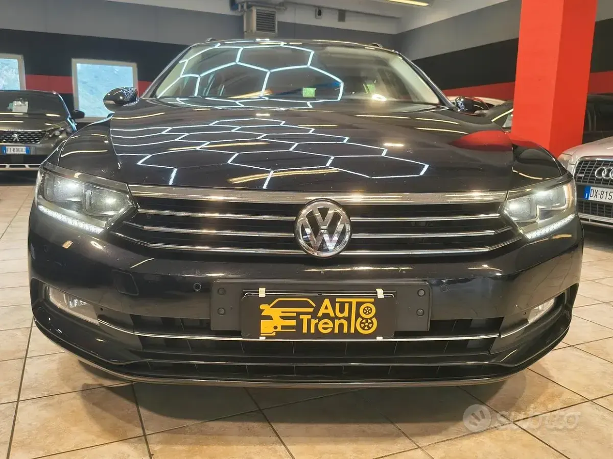 Usata VW Passat Highline 150 CV (110 kW) 2016 Nero Station wagon