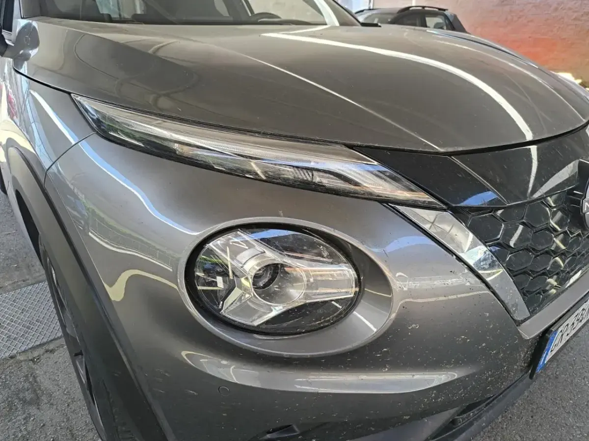 Usata Nissan Juke Tekna 94 CV (69 kW) 2023 Grigio SUV