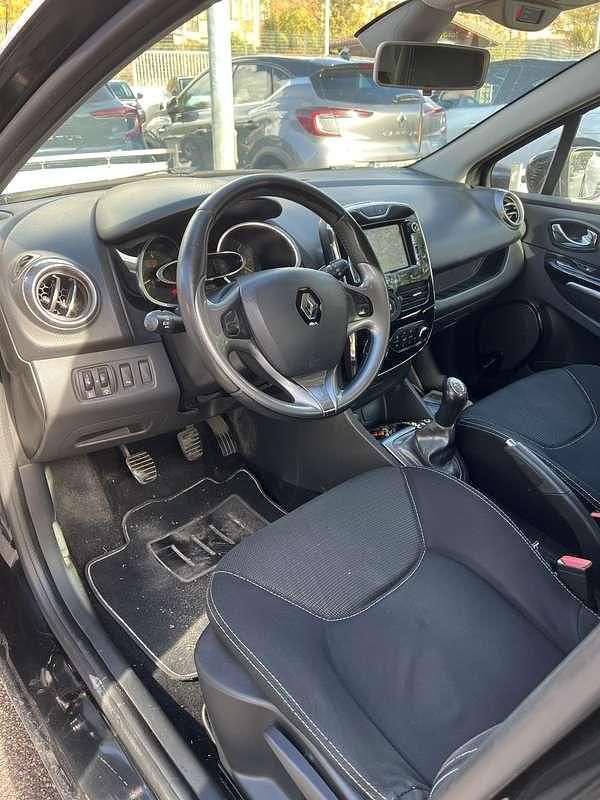 Usata 2014 Renault Clio IV Tre volumi | 4000 € (Ottimo prezzo) - Immagine 1/4