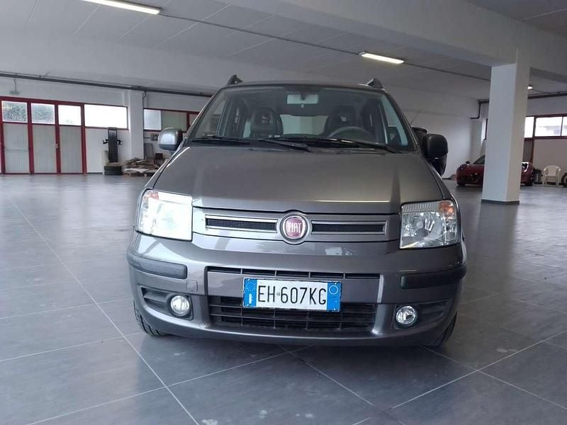 Usata Fiat Panda 69 CV (50 kW) 2011 Grigio Utilitaria