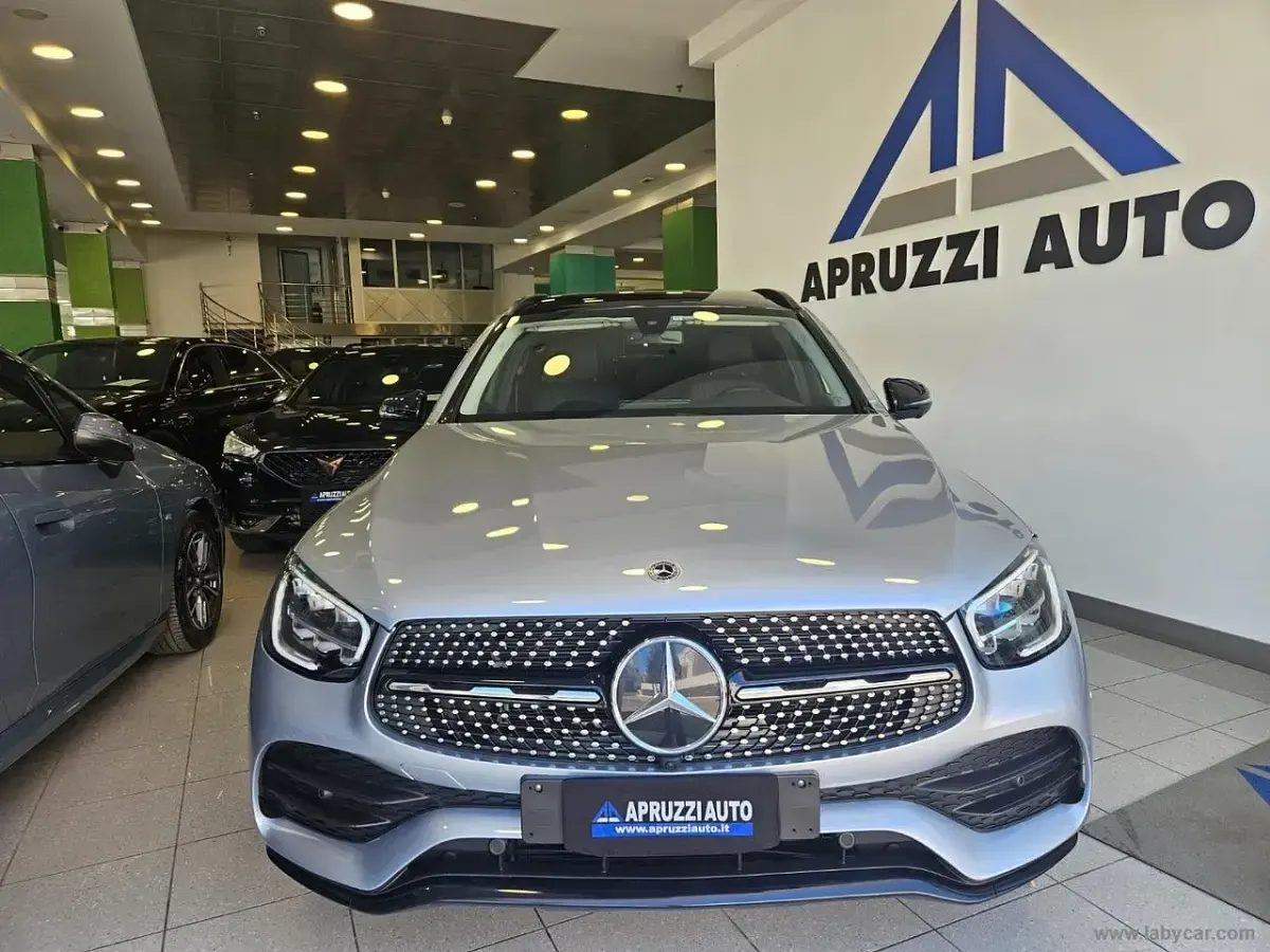 Usata Mercedes GLC300e Premium Plus 194 CV (142 kW) 2021 Argento SUV