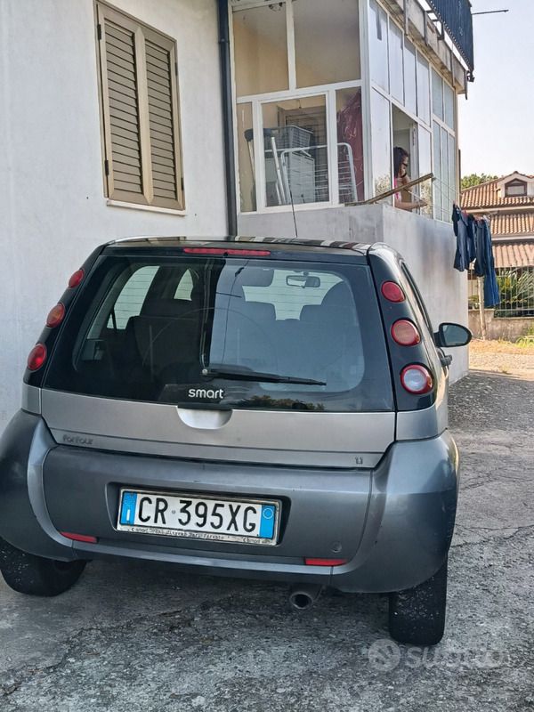 Usata Smart ForFour 75 CV (55 kW) 2004 Grigio Utilitaria