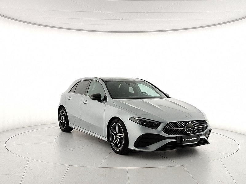 Usata Mercedes A180 Advanced Plus 116 CV (85 kW) 2024 Argento high tech Berlina