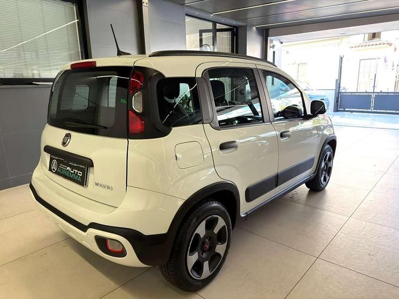 Usata Fiat Panda Cross Cross 69 CV (50 kW) 2022 Bianco Utilitaria