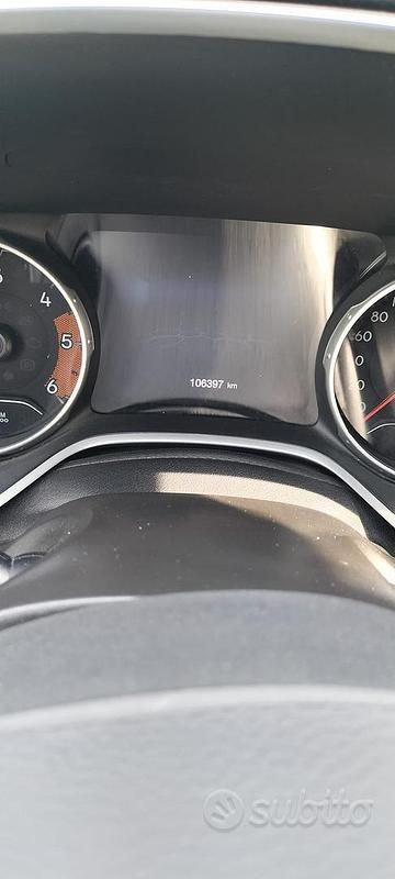 Usata Jeep Compass 120 CV (88 kW) 2019 Grigio SUV