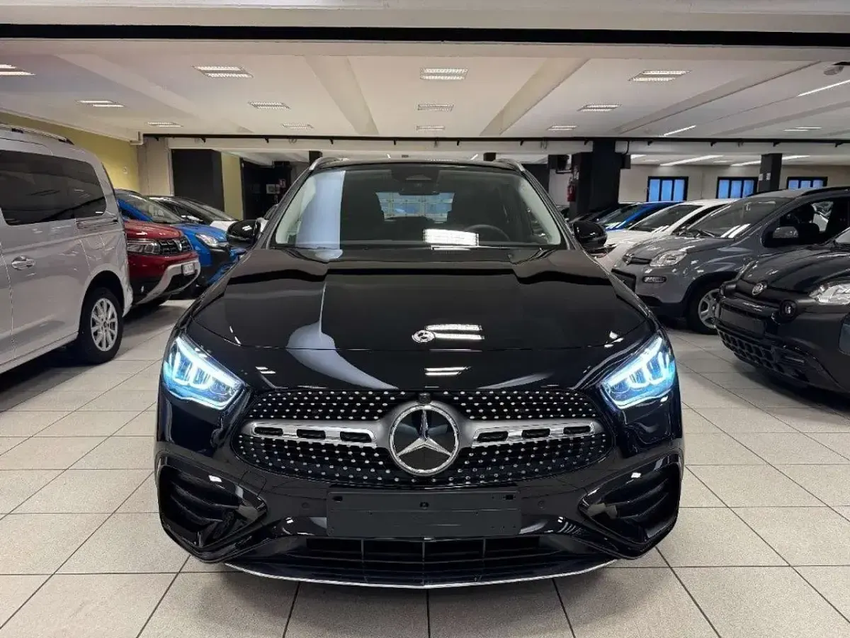 Nuova Mercedes GLA180 AMG line 136 CV (100 kW) 2026 Nero SUV