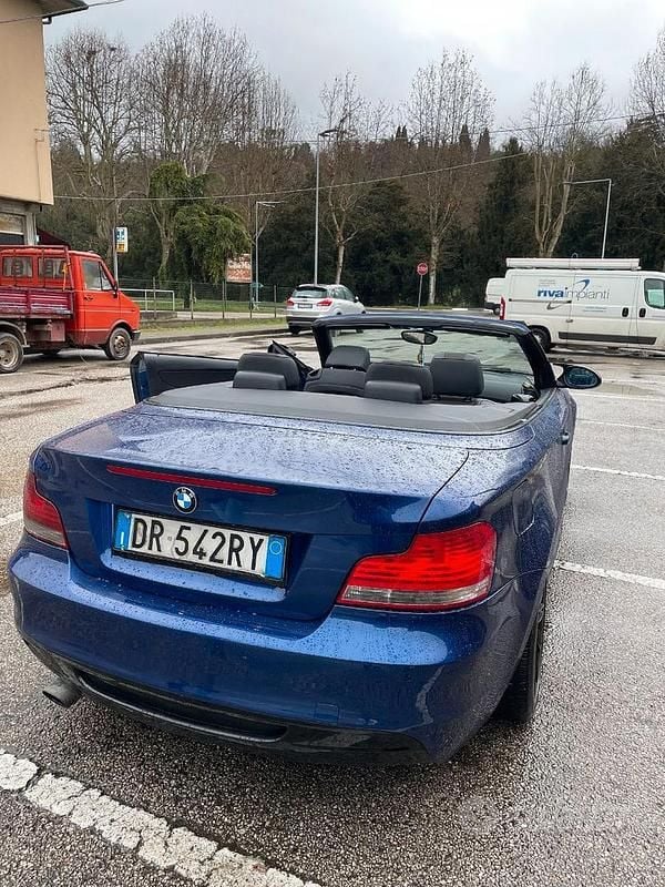 Usata BMW 120 Cabriolet 177 CV (130 kW) 2008 Blu Cabrio