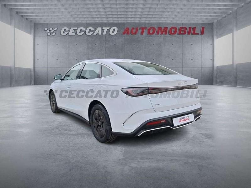 Nuova BYD Seal U Boost 184 CV (135 kW) 2025 Bianco SUV