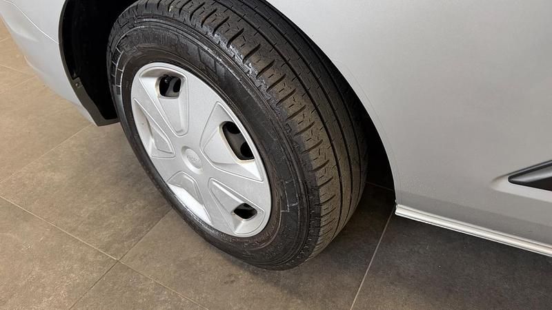 Usata Ford Transit Custom Trend 130 CV (95 kW) 2022 Argento Station wagon